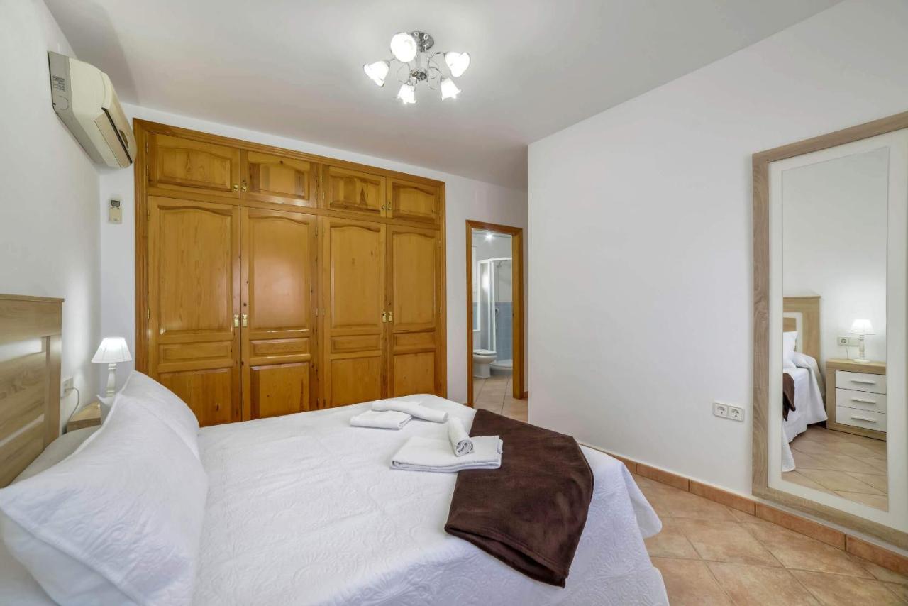 Villa Alaska - PlusHolidays Calpe Exteriör bild