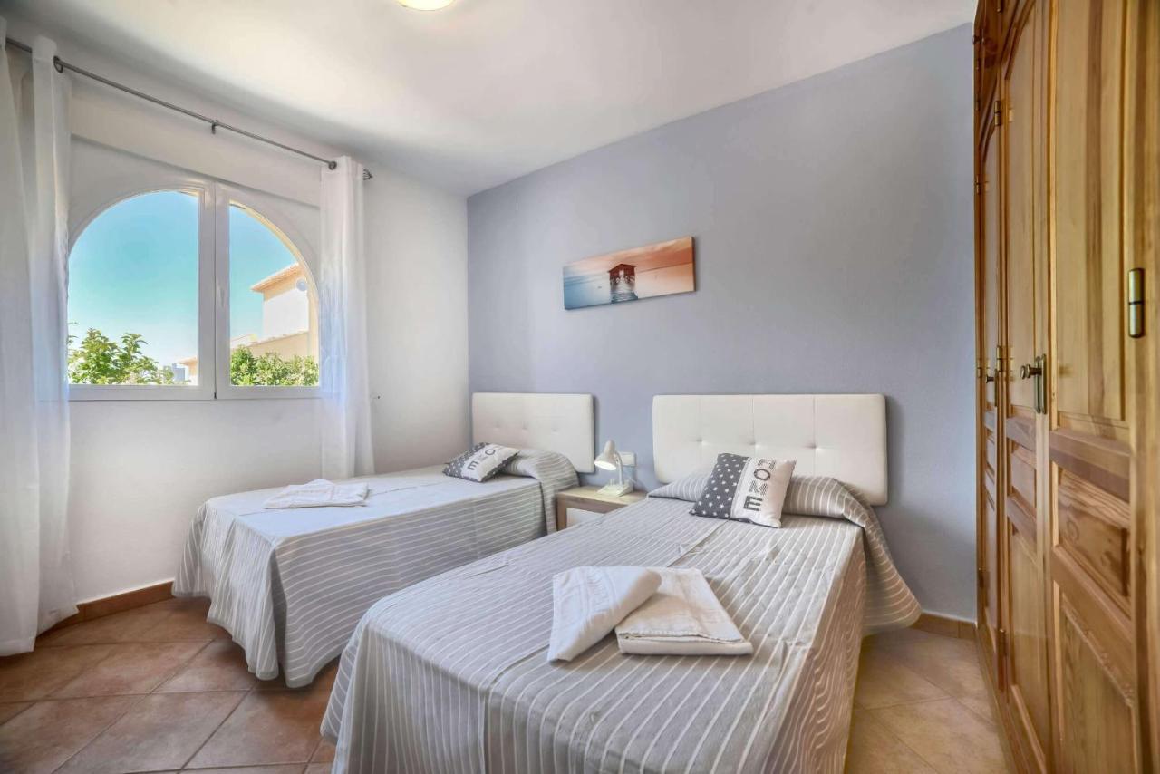 Villa Alaska - PlusHolidays Calpe Exteriör bild